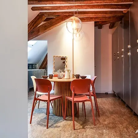 Grand Duplex Design 150m2 En Plein Coeur De Tours, Proche Gare アパート トゥール