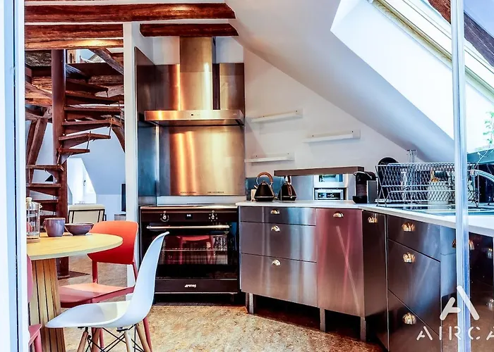 Duplex Design 150M2 Centre Tours - Gare 5Min - 2 Sdb - 6 Personnes Appartamento *